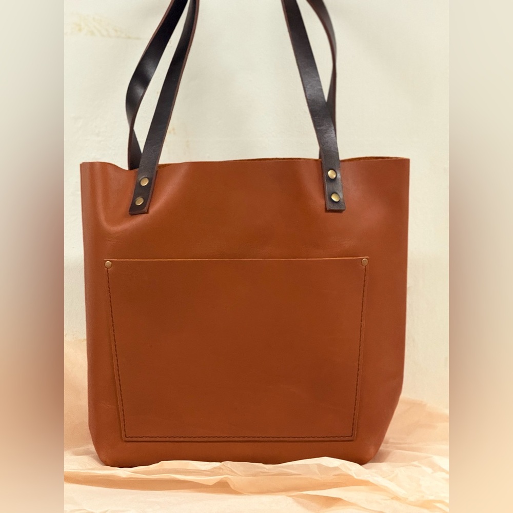Portland Leather Goods Small Honey Classic Leather Tote
